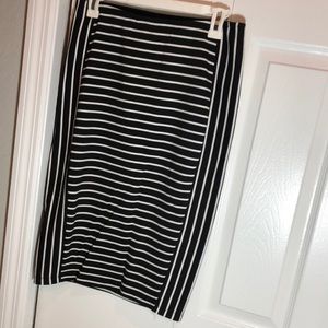 Black and white pencil skirt